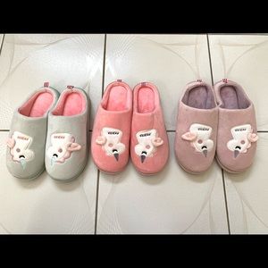 Women slippers